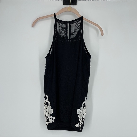 INC Black Lace Halter Tank Top with White Floral Baroque Embroidery Small - Picture 5 of 6